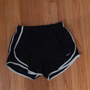 Small Women’s Nike Black Shorts